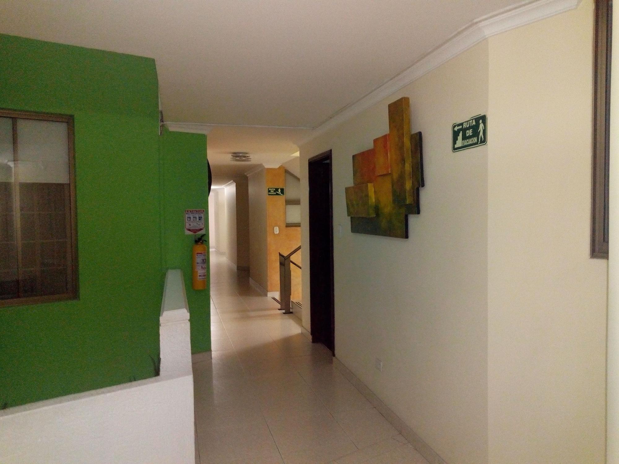 Hotel Ayenda Normandy Bogotá Extérieur photo