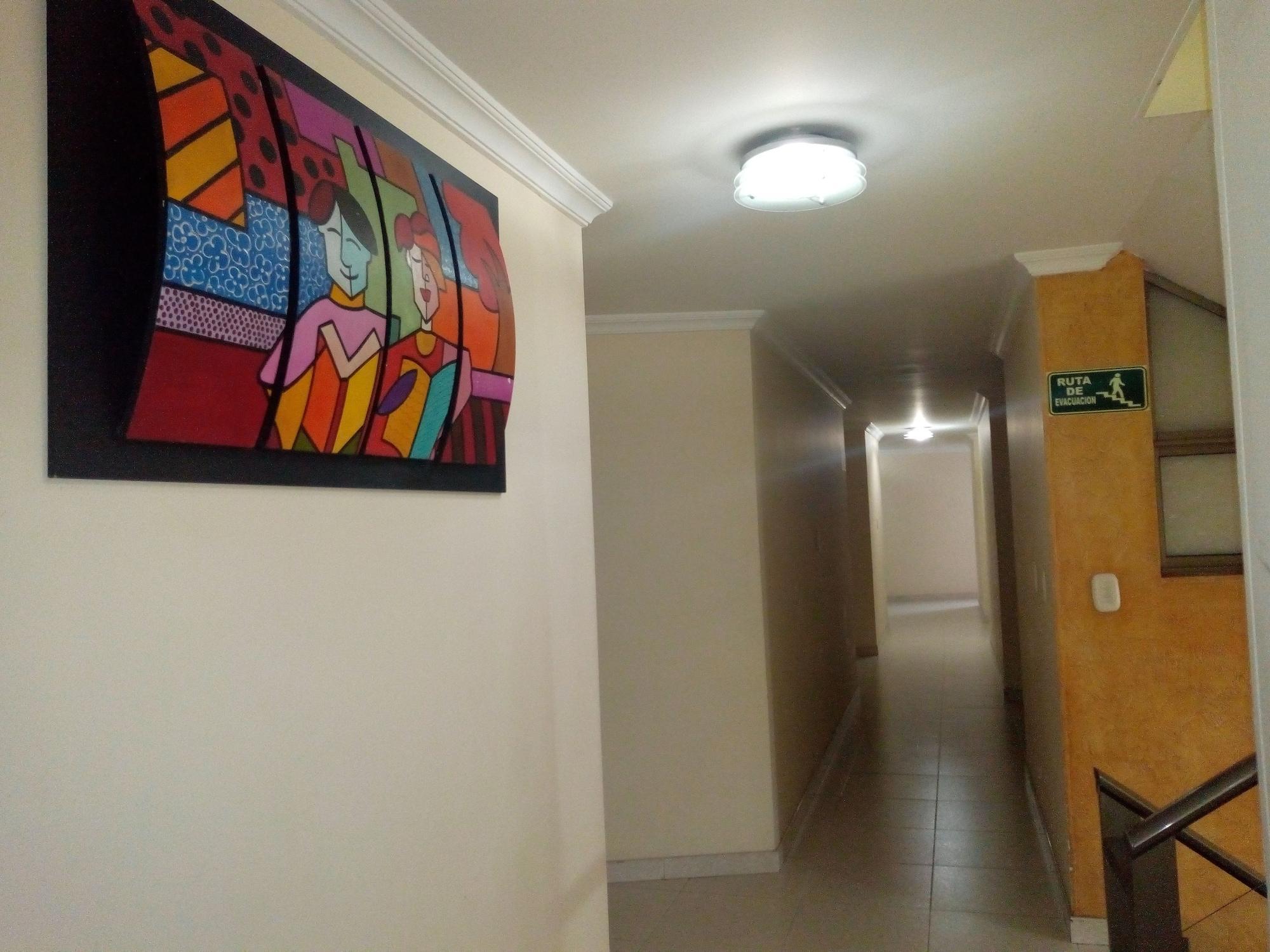 Hotel Ayenda Normandy Bogotá Extérieur photo